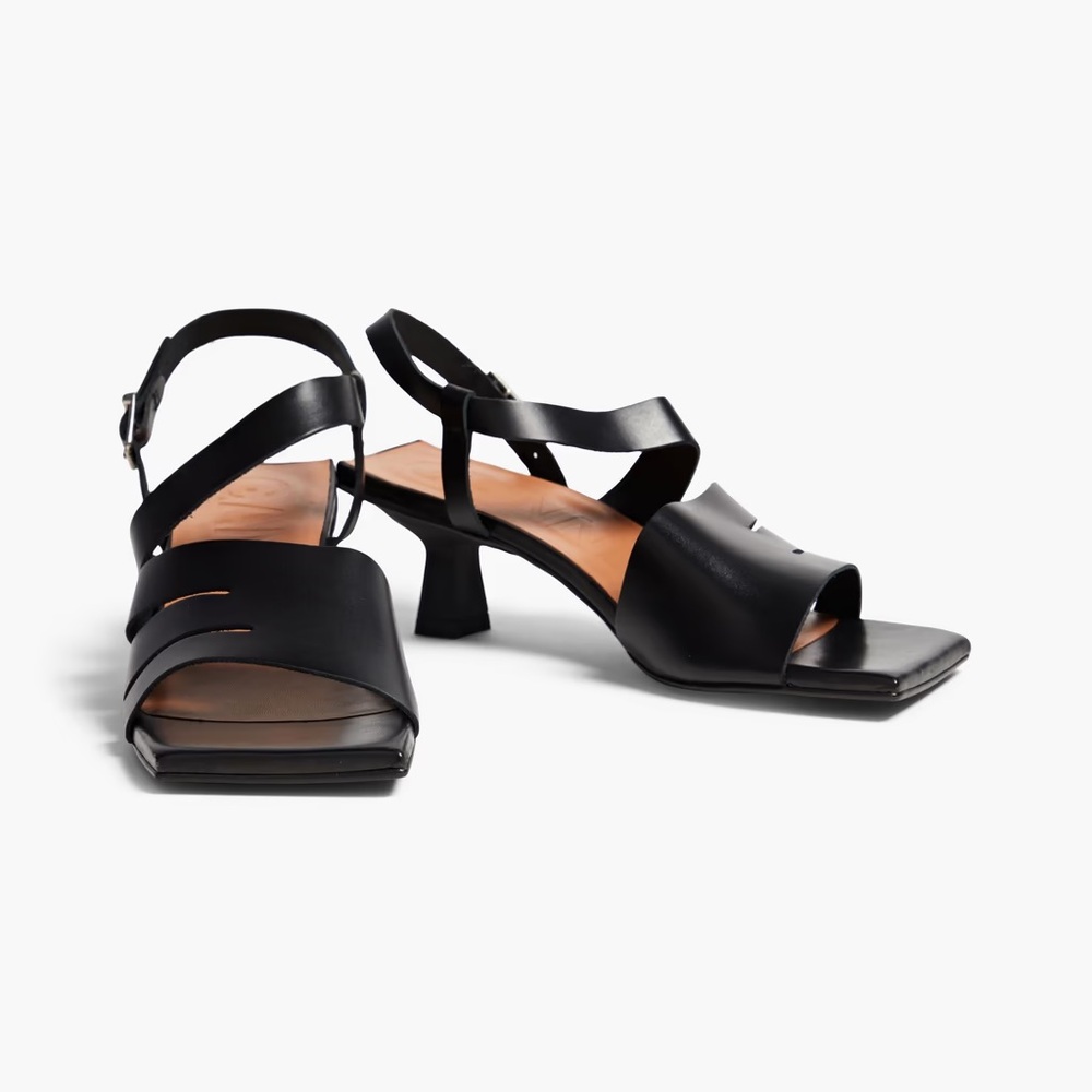 NWT GANNI KITTEN HEELS
